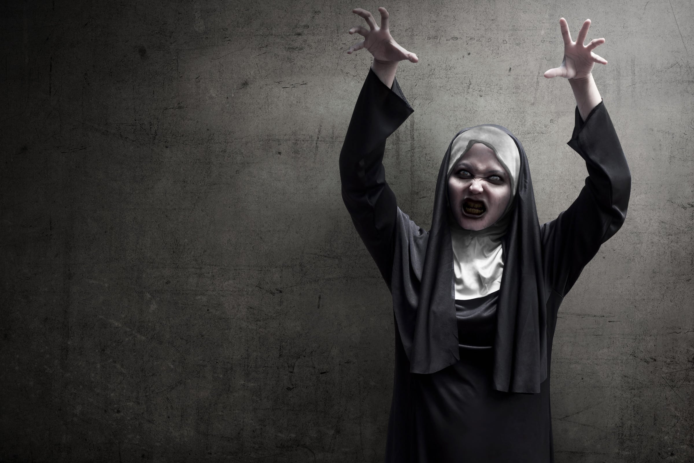 Mens Costumes Shop -MystiCostume Shop scary women s halloween costume ideas lede 1